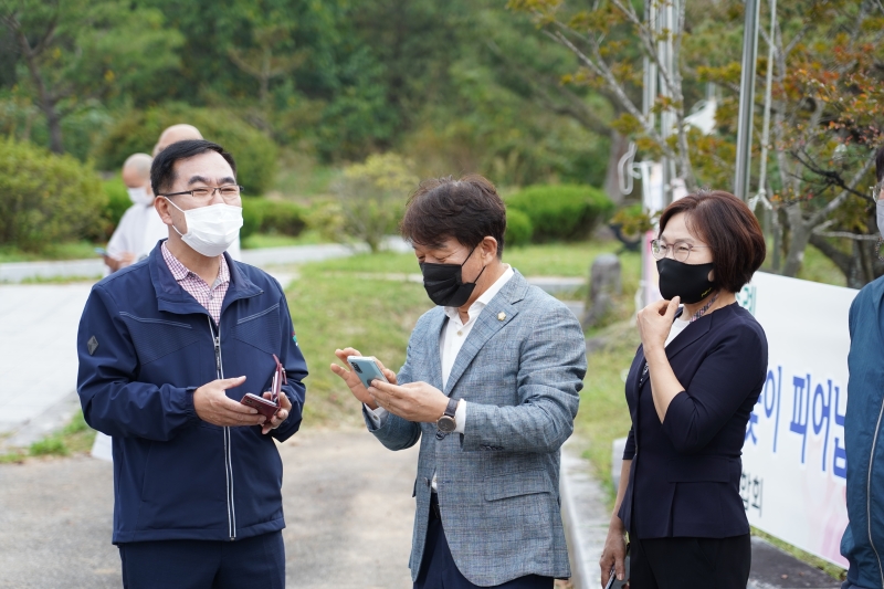 순례대중을 마중나온 거창 지역의 대중들 (1)